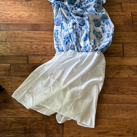 Blue and white boho dress - Picture 5 of 5